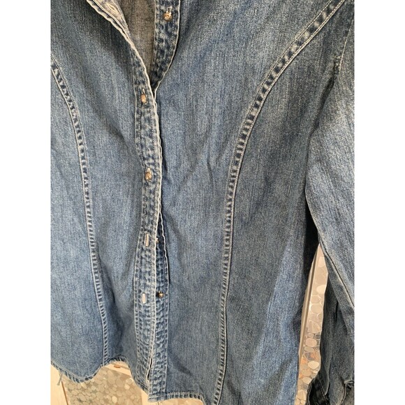 Vtg GAP Denim Shirt Fitted Tie Cuffs Fitted Silver Bead Button Sz M - Picture 3 of 6